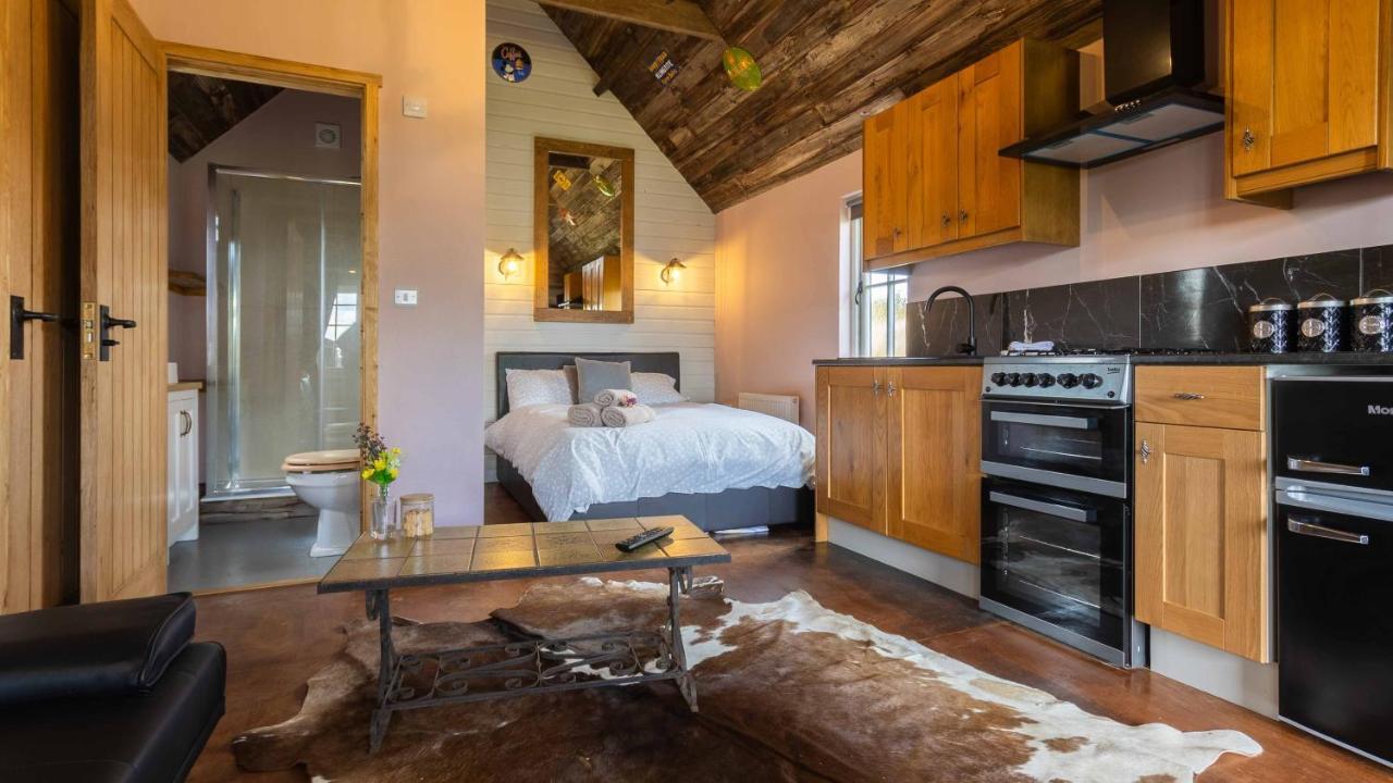 Lake View Lodges ลองเมลฟอร์ด ภายนอก รูปภาพ