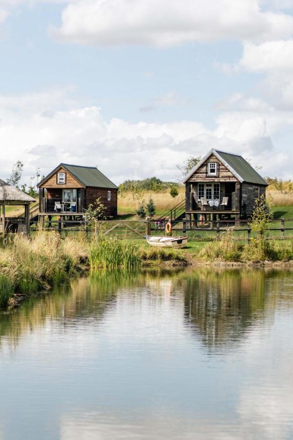 Lake View Lodges ลองเมลฟอร์ด ภายนอก รูปภาพ